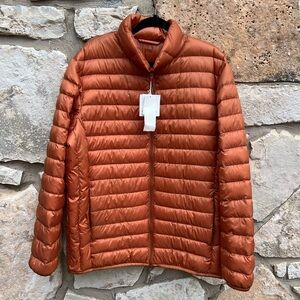 NWT Uniqlo Ultra Light Down Jacket Xl